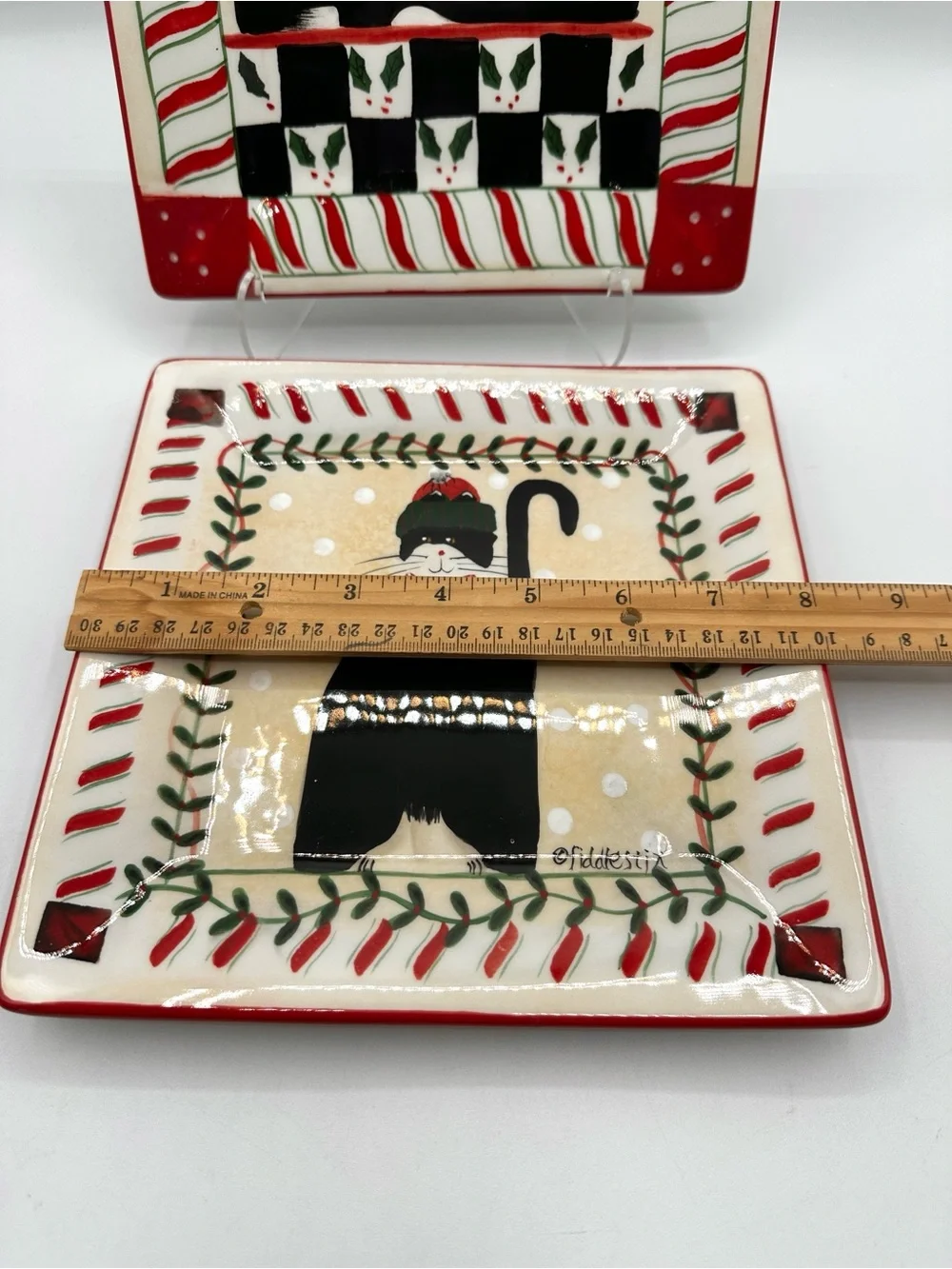 Oneida Christmas Candy Cane Cats. Dessert plates 8 x 8”